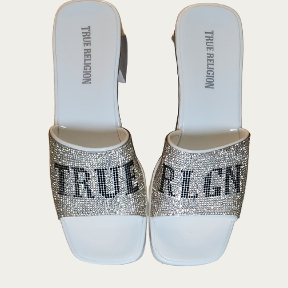 Y2K STYLE BLING Festival True Religion Women's Silver Slide Sandals, EUC, Sz. 8 - Picture 1 of 12